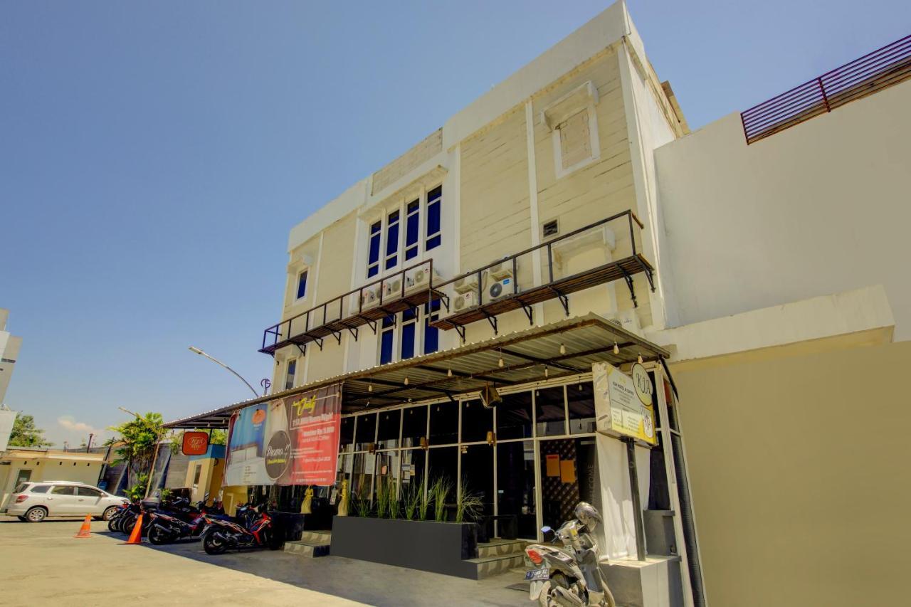 Oyo 3791 Hotel Kja Tegal  Exterior photo