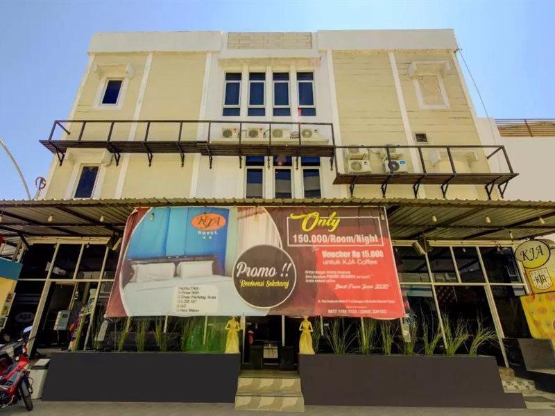 Oyo 3791 Hotel Kja Tegal  Exterior photo