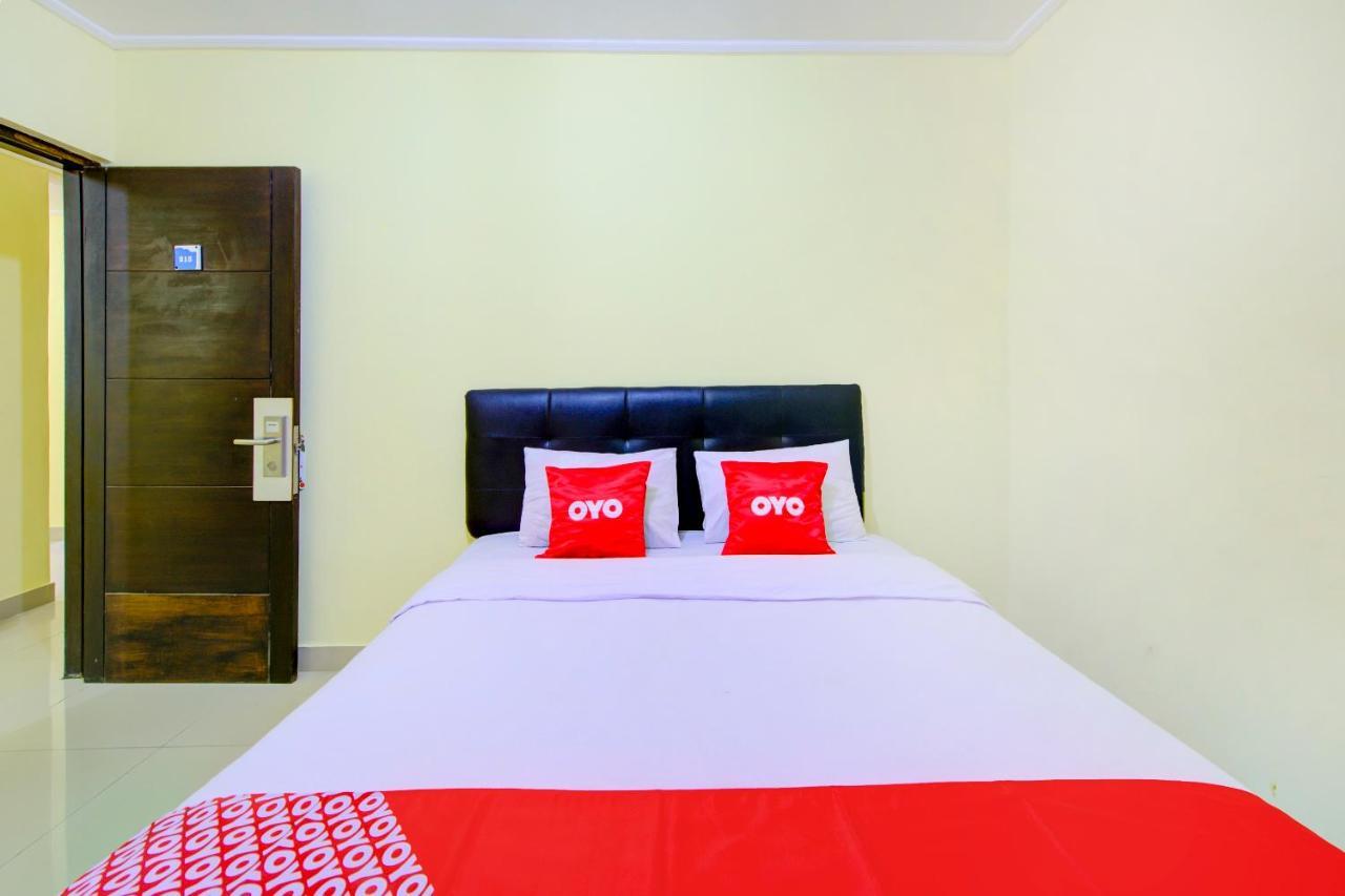 Oyo 3791 Hotel Kja Tegal  Exterior photo